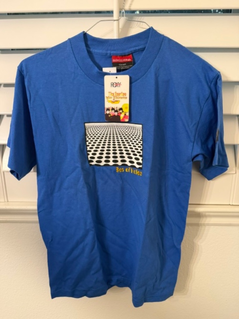 RARE--Vintage Quiksilver x Beatles Yellow Submarine Sea of Holes NWT Size Small